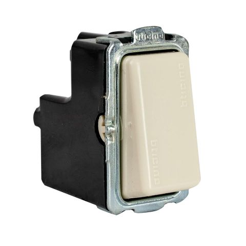 DADO BTICINO 5005 PULSADOR PARA TIMBRE